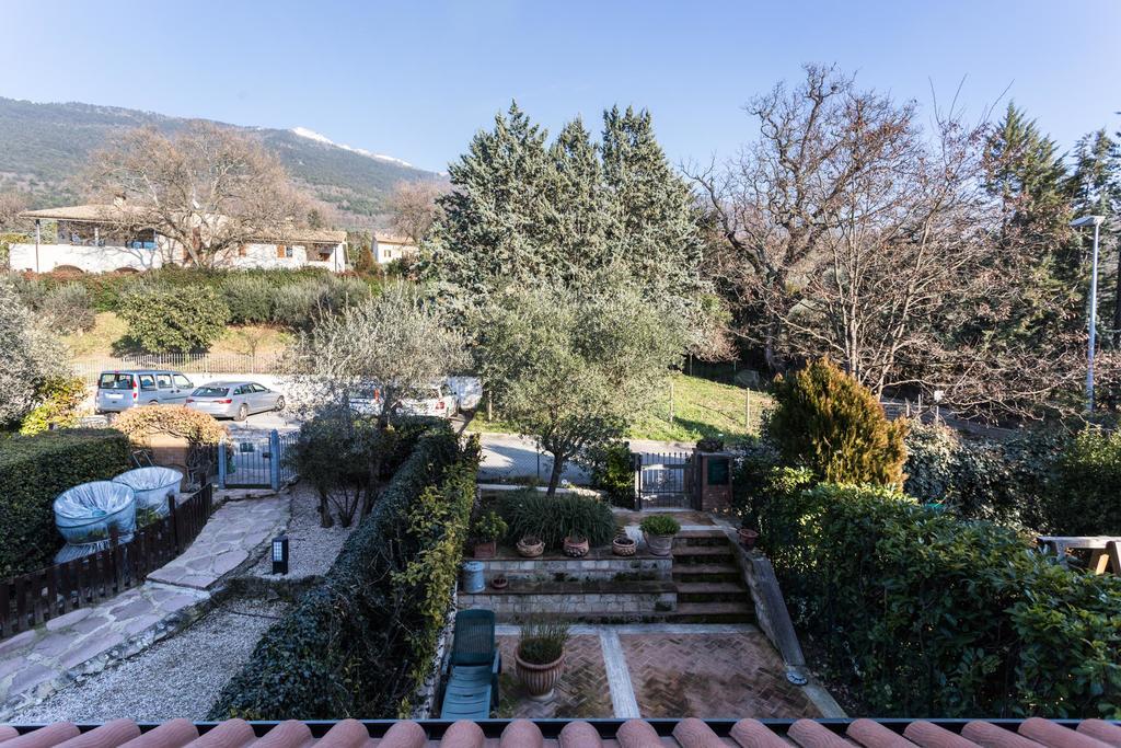 Le Fate Di Campagna Apartment Assisi Luaran gambar